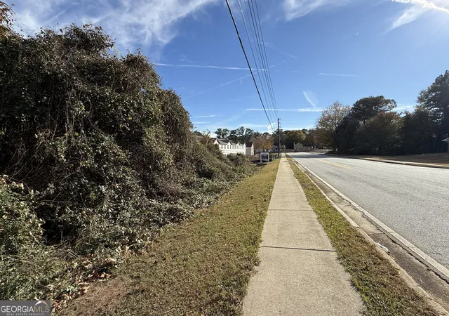 Photo 2 of Sale Pending at 8614 Webb Rd, Riverdale, GA 30274 | MLS# 10616322 | Listing updated on 2026-09-02