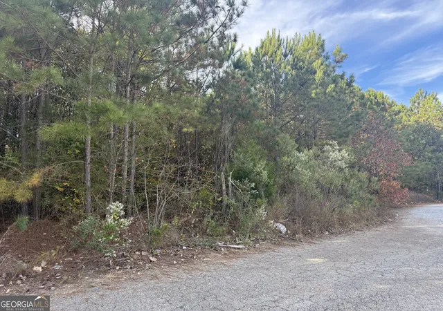 Photo 5 of Sale Pending at 8614 Webb Rd, Riverdale, GA 30274 | MLS# 10616322 | Listing updated on 2026-09-02