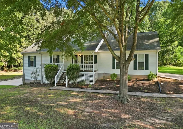 2nd image of 400 Mckenzie Ave, Stockbridge, GA 30281 | MLS# 10824404