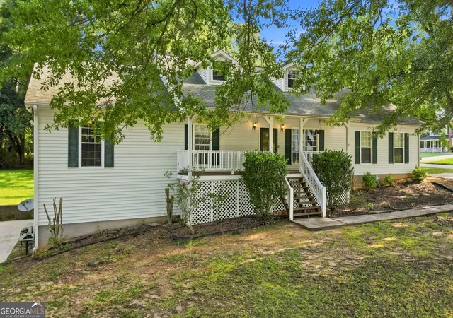 3rd image of 400 Mckenzie Ave, Stockbridge, GA 30281 | MLS# 10824404