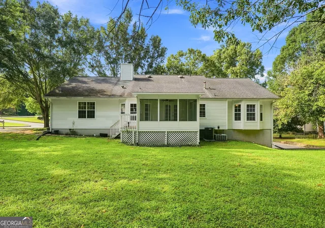 4th image of 400 Mckenzie Ave, Stockbridge, GA 30281 | MLS# 10824404