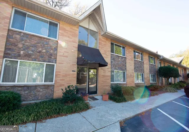 Condominium at 115 Biscayne Dr Nw #F4, Atlanta, GA 30309 | MLS# 10217768 | | Sold on 2024-02-29