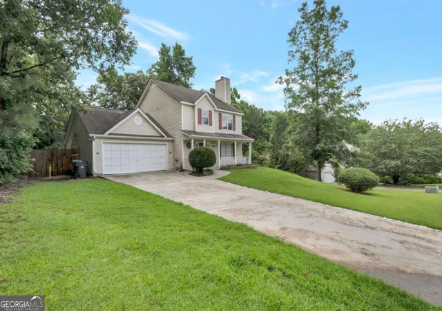 3rd image of 2055 Amberly Glen Wy, Dacula, GA 30019 | MLS# 10791143