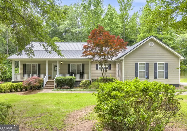 3rd image of 163 Tuxedo Dr, Commerce, GA 30530 | MLS# 10781930