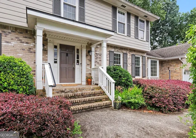 Photo 3 of Single family home for sale at 3993 Northlake Crk Dr, Tucker, GA 30084 | MLS# 10804012 | Listing updated on 2026-09-05