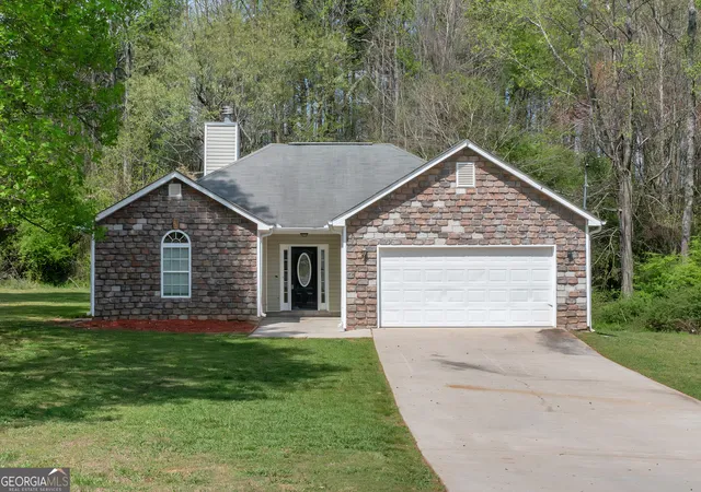 Photo 1 of Sale Pending at 182 Hawk Ln, Carrollton, GA 30116 | MLS# 10709178 | Listing updated on 2026-10-02