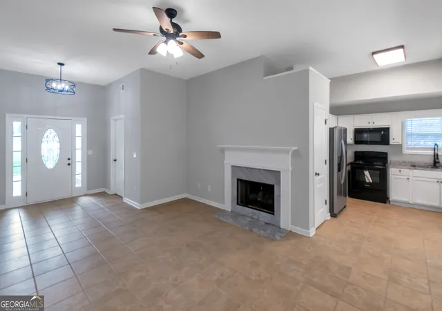 Photo 4 of Sale Pending at 182 Hawk Ln, Carrollton, GA 30116 | MLS# 10709178 | Listing updated on 2026-10-02