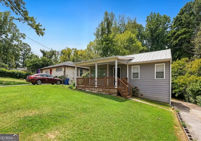 Photo 2 of Single family home for sale at 1296 Northwest Dr NW, Atlanta, GA 30318 | MLS# 10836230 | Listing updated on 2026-09-14