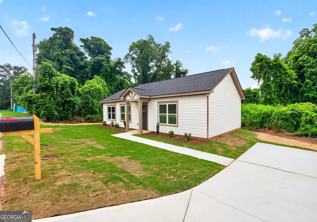 2nd image of 117 Ware, Hogansville, GA 30230 | MLS# 10825361