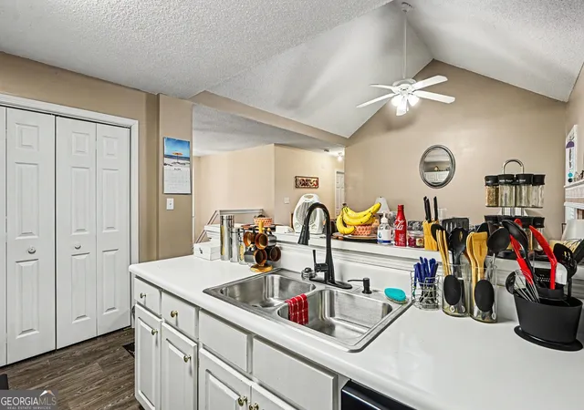 Photo 4 of Single family home for sale at 130 Bobolink Dr, Stockbridge, GA 30281 | MLS# 10761875 | Listing updated on 2026-09-16