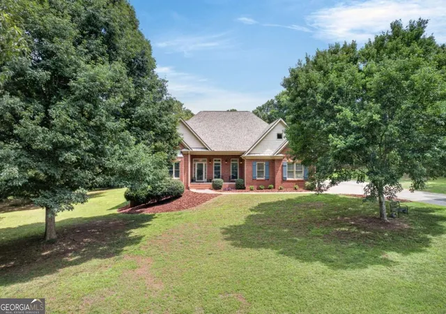 Photo 1 of Single family home for sale at 1623 Double Springs Church Rd Sw, Monroe, GA 30656 | MLS# 10795250 | Listing updated on 2026-10-16