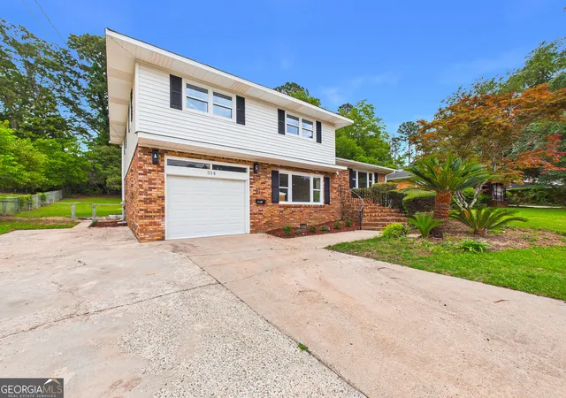 Photo 2 of Sale Pending at 514 Terrell St, Warner Robins, GA 31088 | MLS# 10813488 | Listing updated on 2026-08-24