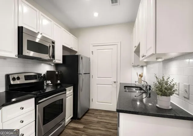 5th image of 325 E Paces Ferry Rd Ne #1704, Atlanta, GA 30305 | MLS# 10770397