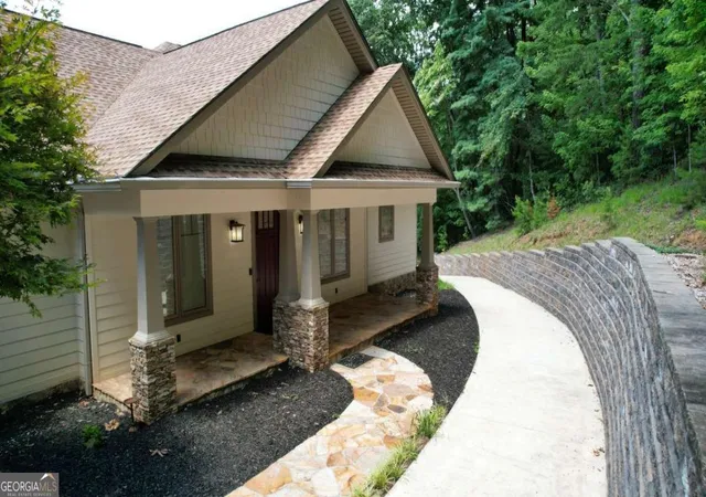 2nd image of 271 Highlands Dr, Clarkesville, GA 30523 | MLS# 10824345