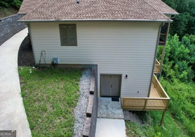 Photo 3 of Single family home for sale at 271 Highlands Dr, Clarkesville, GA 30523 | MLS# 10824345 | Listing updated on 2026-08-26