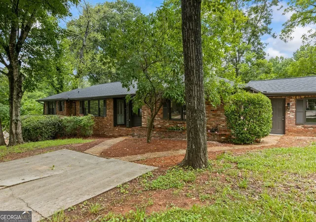 Homes for sale in Forest Park, GA | 1124 Ponderosa Park Dr, Forest Park, GA 30297 | MLS# 10797697