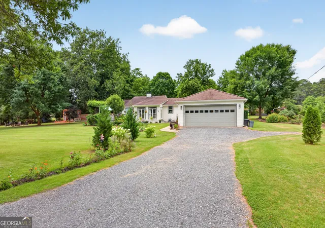 2nd image of 1740 Old Buckhead Rd, Madison, GA 30650 | MLS# 10794380