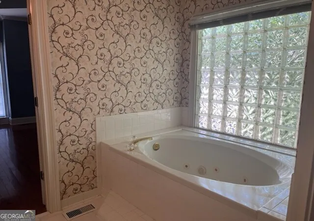 Photo 3 of Single family home for sale at 3175 Stinsonville Rd, Macon, GA 31204 | MLS# 10817722 | Listing updated on 2026-08-17