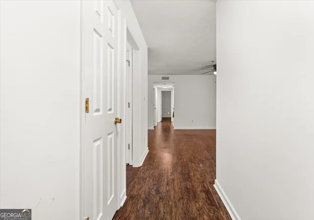 3rd image of 808 Riverview Dr Se, Marietta, GA 30067 | MLS# 10728175
