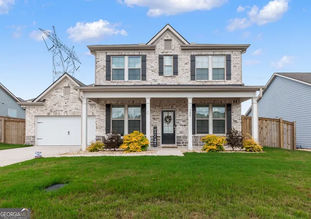 Photo 1 of Single family home for sale at 300 Davids Pl Dr, Warner Robins, GA 31088 | MLS# 10830446 | Listing updated on 2026-09-11