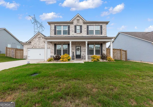 Photo 2 of Single family home for sale at 300 Davids Pl Dr, Warner Robins, GA 31088 | MLS# 10830446 | Listing updated on 2026-09-11