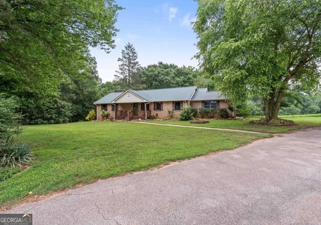 Homes for sale in Carrollton, GA | 2414 Bethesda Church Rd, Carrollton, GA 30117 | MLS# 10789379