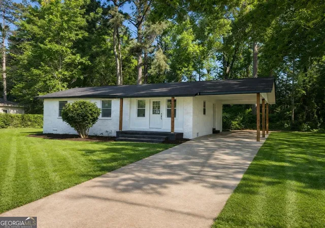 1st image of 112 Sunnydale Dr, Eatonton, GA 31024 | MLS# 10808806