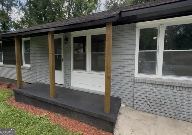 Single family home for sale at 285 Queen Helen Ln, Jonesboro, GA 30236 | MLS# 10819145