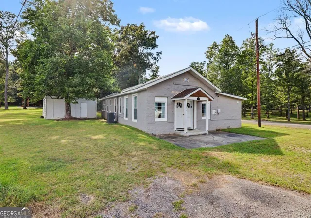 Photo 3 of Single family home for sale at 3614 Blacks Blf Rd Sw, Rome, GA 30161 | MLS# 10811089 | Listing updated on 2026-08-13