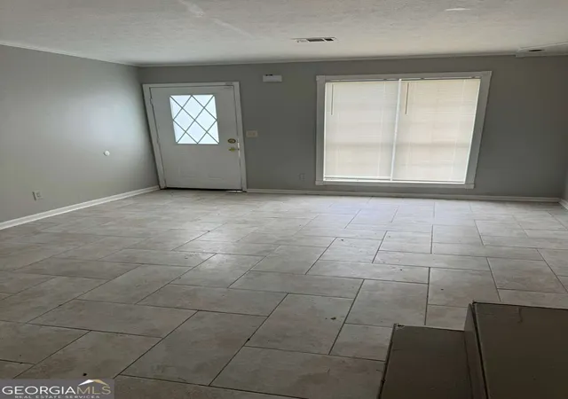 Photo 3 of Townhouse for sale at 404 Prince Of Wales, Stone Mountain, GA 30083 | MLS# 10796090 | Listing updated on 2026-08-24