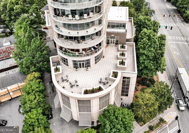 Photo 4 of Sale Pending at 2881 Ne Peachtree Rd #1202, Atlanta, GA 30305 | MLS# 10532173 | Listing updated on 2025-10-12