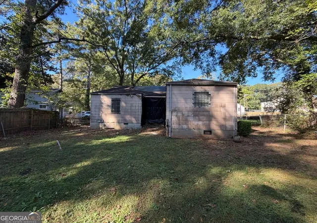 Photo 3 of Single family home for sale at 3074 Delowe Dr, Atlanta, GA 30344 | MLS# 10881602 | Listing updated on 2026-10-30
