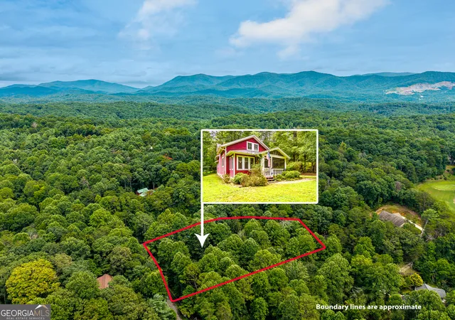 Photo 3 of Single family home for sale at 120 Shenendoa Dr, Ellijay, GA 30540 | MLS# 10814210 | Listing updated on 2026-09-05