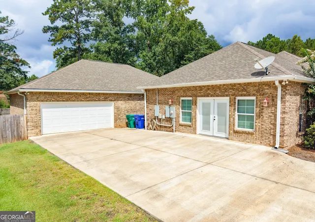 Photo 3 of Single family home for sale at 204 Mitculler Ct, Kathleen, GA 31047 | MLS# 10836802 | Listing updated on 2026-09-14