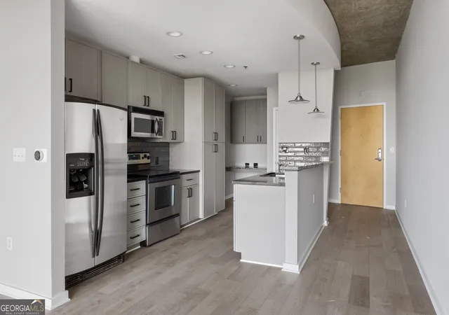 3rd image of 923 Peachtree St Ne #1636, Atlanta, GA 30309 | MLS# 10758451