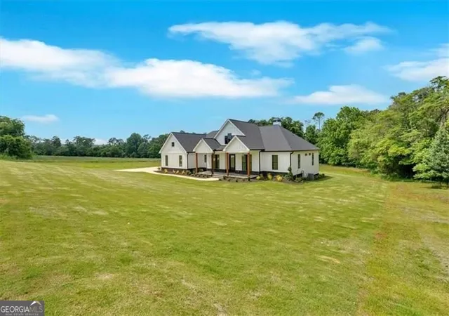 Homes for sale in Rydal, GA | 300 Eminence Peak, Rydal, GA 30171 | MLS# 10790523