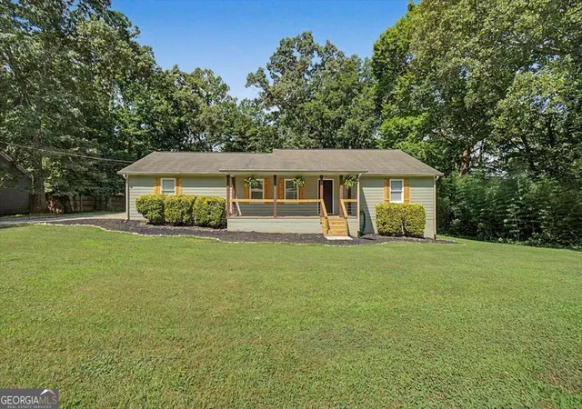 Photo 1 of Single family home for sale at 611 Calloway Dr, Rockmart, GA 30153 | MLS# 10797105 | Listing updated on 2026-09-11