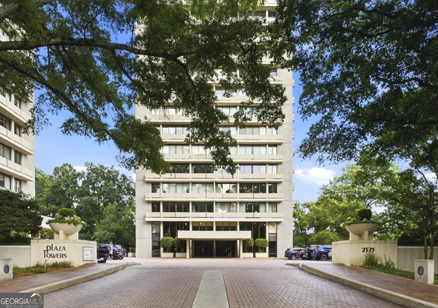 Photo 1 of Condo for sale at 2575 Peachtree Rd Ne 2e #2E, Atlanta, GA 30305 | MLS# 10822869 | Listing updated on 2026-10-20