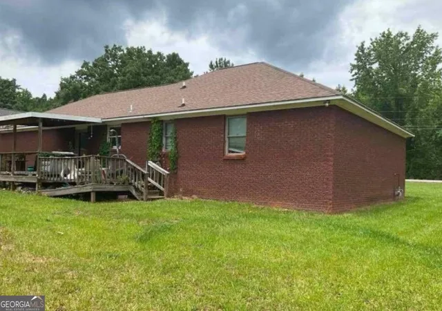 Photo 4 of Single family home for sale at 247 Newton Road, Hartselle, AL 35640 | MLS# 10835188 | Listing updated on 2026-08-31
