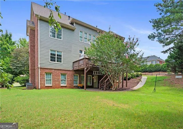 Photo 1 of Single family home for sale at 354 Ests View Dr, Acworth, GA 30101 | MLS# 10809580 | Listing updated on 2026-08-04