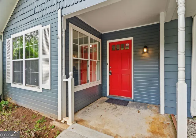 Photo 3 of Townhouse for sale at 5126 Farm Pl Dr Ne, Woodstock, GA 30188 | MLS# 10823162 | Listing updated on 2026-09-05