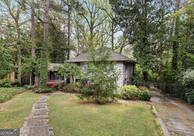 Photo 2 of Single family home for sale at 747 Lullwater Rd Ne, Atlanta, GA 30307 | MLS# 10721816 | Listing updated on 2026-08-31