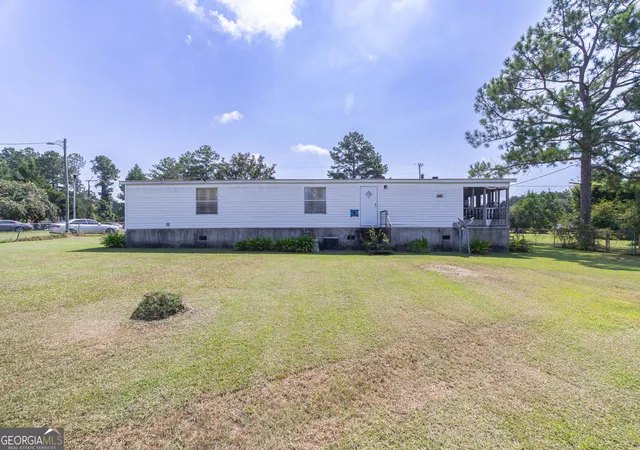 Photo 22 of Single family home for sale at 294 Pebble Hl Cir, Sylvester, GA 31791 | MLS# 10828263 | Listing updated on 2026-08-19