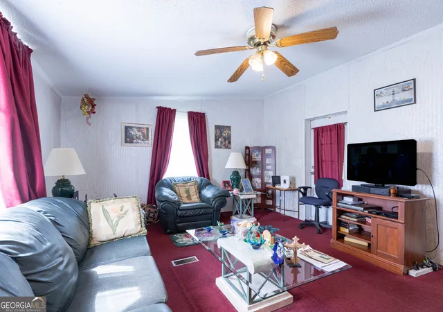 Photo 4 of Single family home for sale at 294 Pebble Hl Cir, Sylvester, GA 31791 | MLS# 10828263 | Listing updated on 2026-08-19
