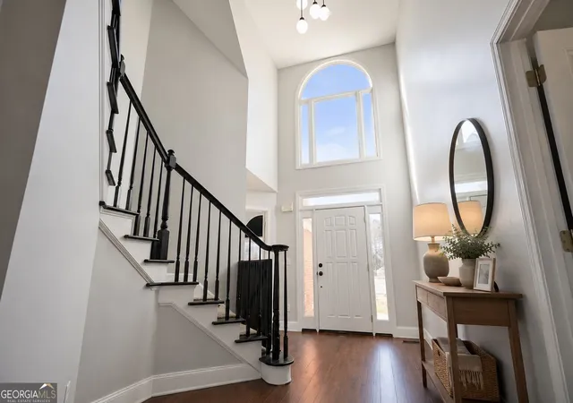 Photo 3 of Single family home for sale at 2102 Kendall Close Nw, Acworth, GA 30102 | MLS# 10791088 | Listing updated on 2026-10-01