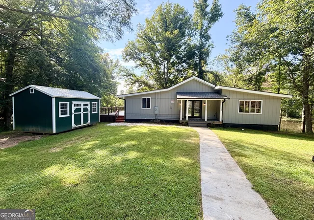 Photo 1 of Single family home for sale at 557 Benttree Cir, Toccoa, GA 30577 | MLS# 10832860 | Listing updated on 2026-09-12