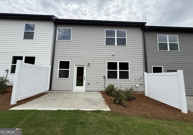 Homes for sale in Auburn, GA | 321 Brook Landing Cir, Auburn, GA 30011 | MLS# 10772345
