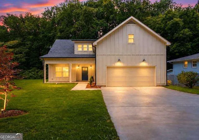 Photo 2 of Single family home for sale at 2186 Freydale Rd Se, Marietta, GA 30067 | MLS# 10792457 | Listing updated on 2026-09-11