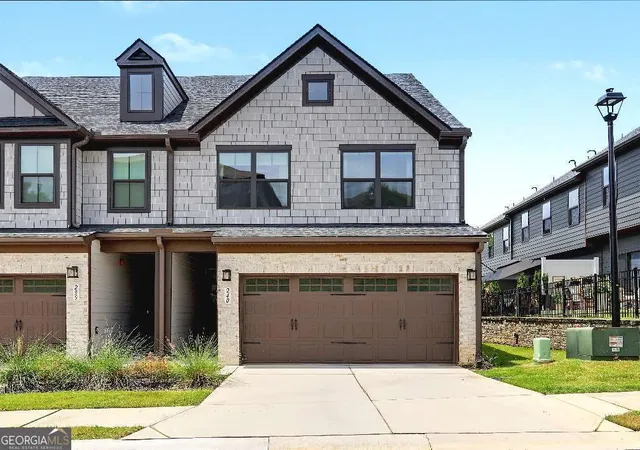 2nd image of 240 Somerset St, Fayetteville, GA 30214 | MLS# 10813787