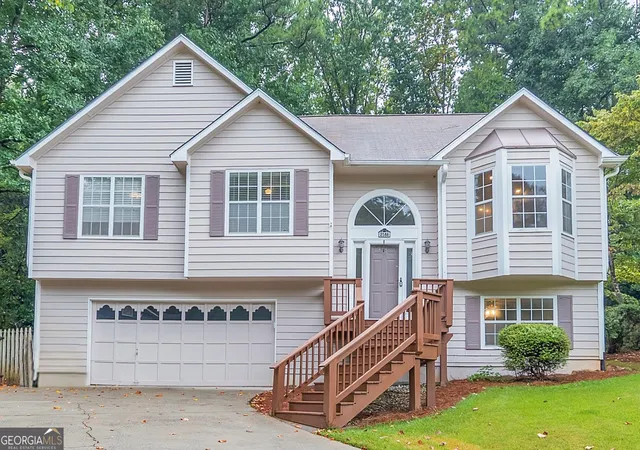Photo 1 of Single family home for sale at 2588 Kennesaw Springs Ct Nw, Kennesaw, GA 30144 | MLS# 10835010 | Listing updated on 2026-10-24